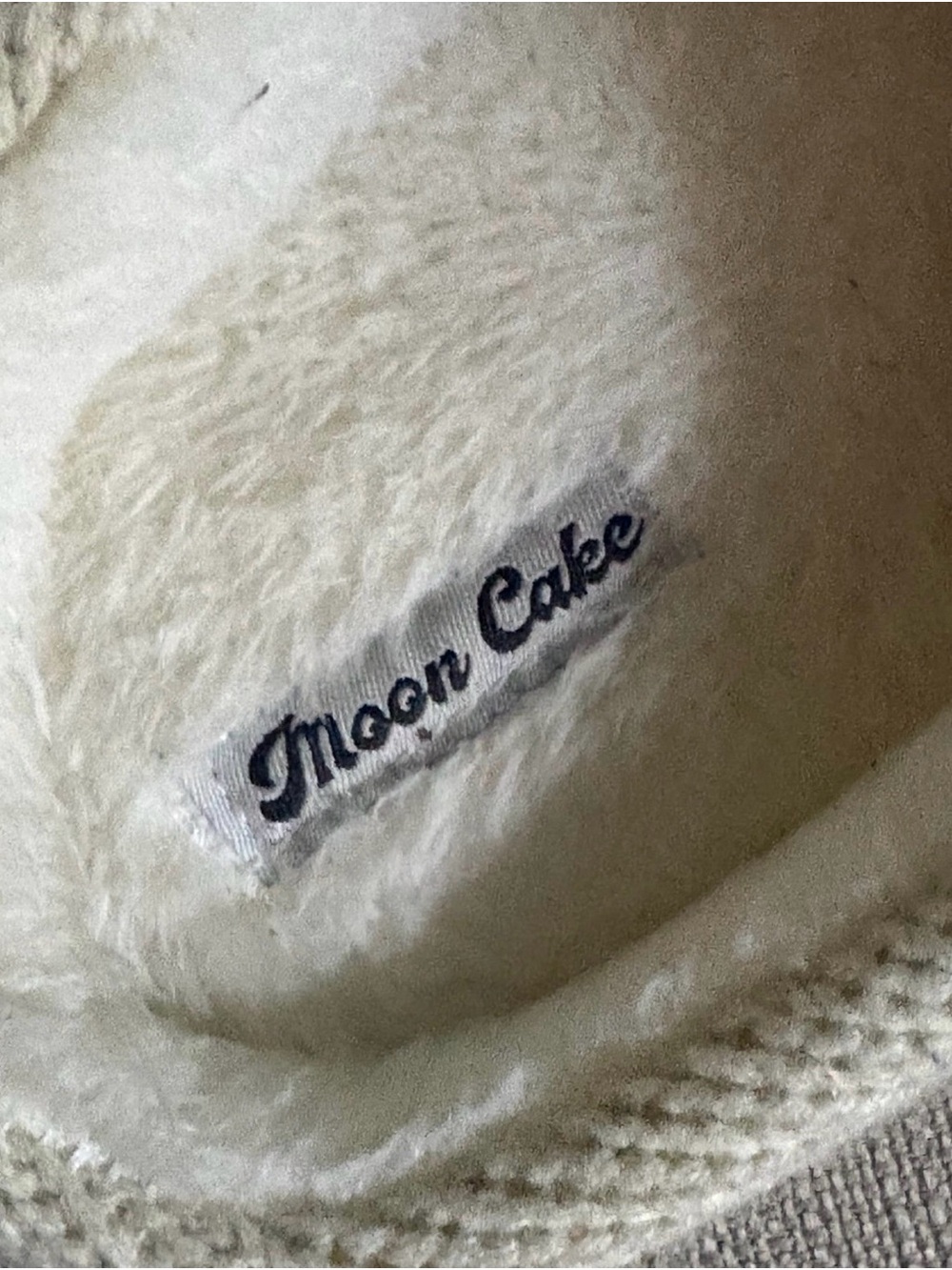 Moon Cake Teddy Slippers - Cream - Picture 3 of 3
